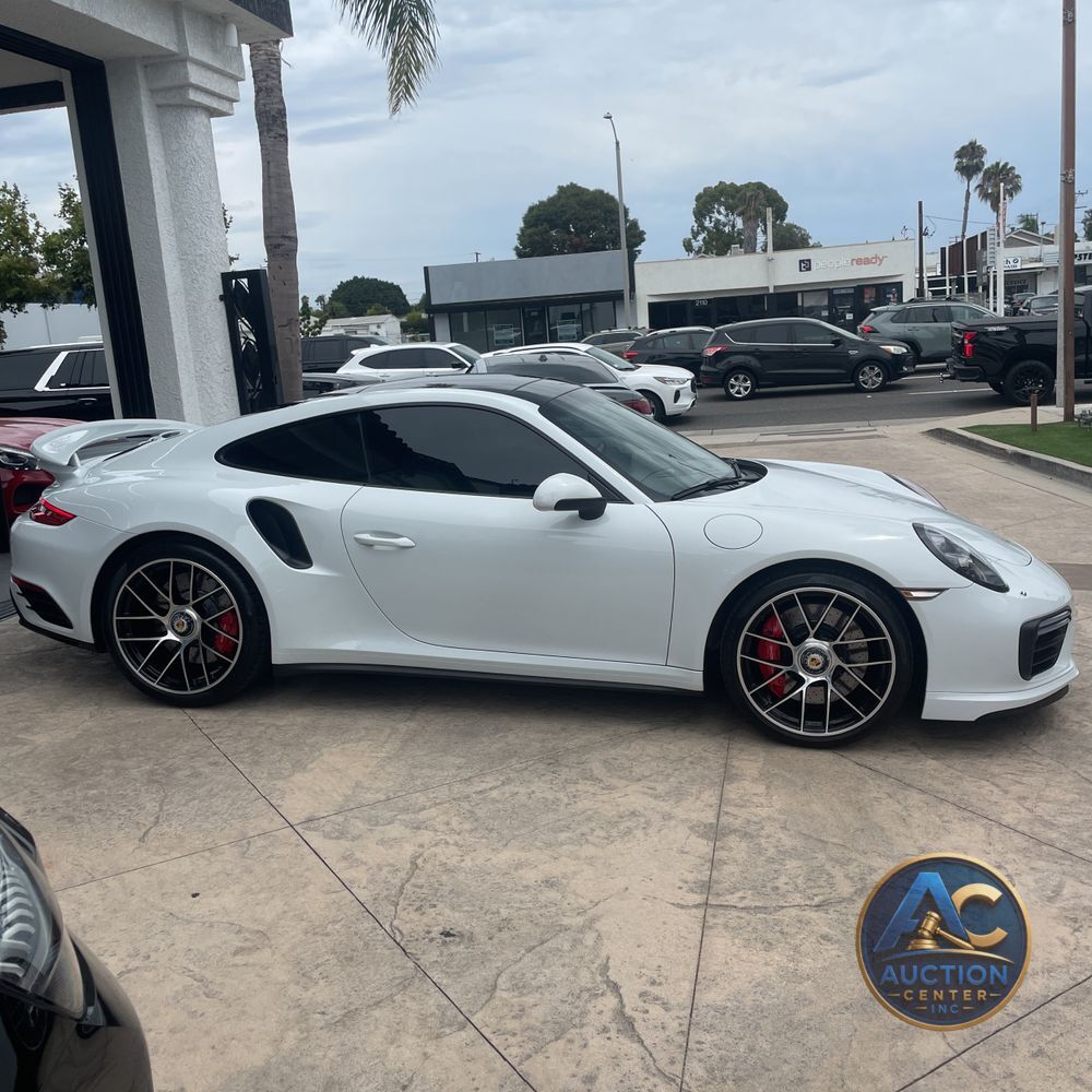 2017 Porsche 911 Carrera 4 Turbo S