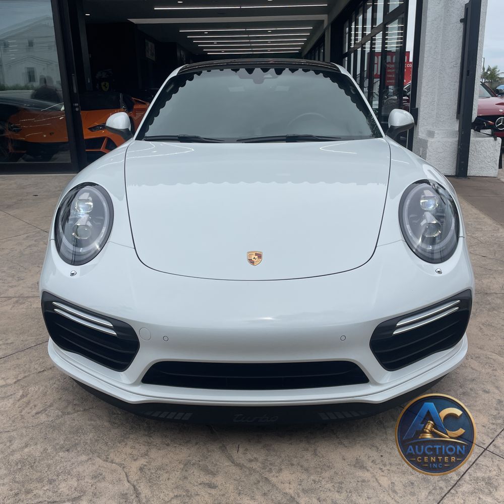 2017 Porsche 911 Carrera 4 Turbo S