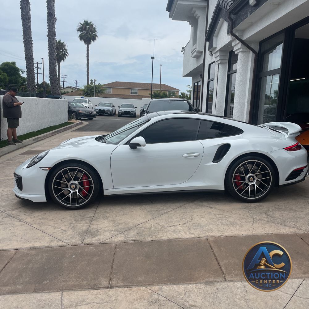 2017 Porsche 911 Carrera 4 Turbo S