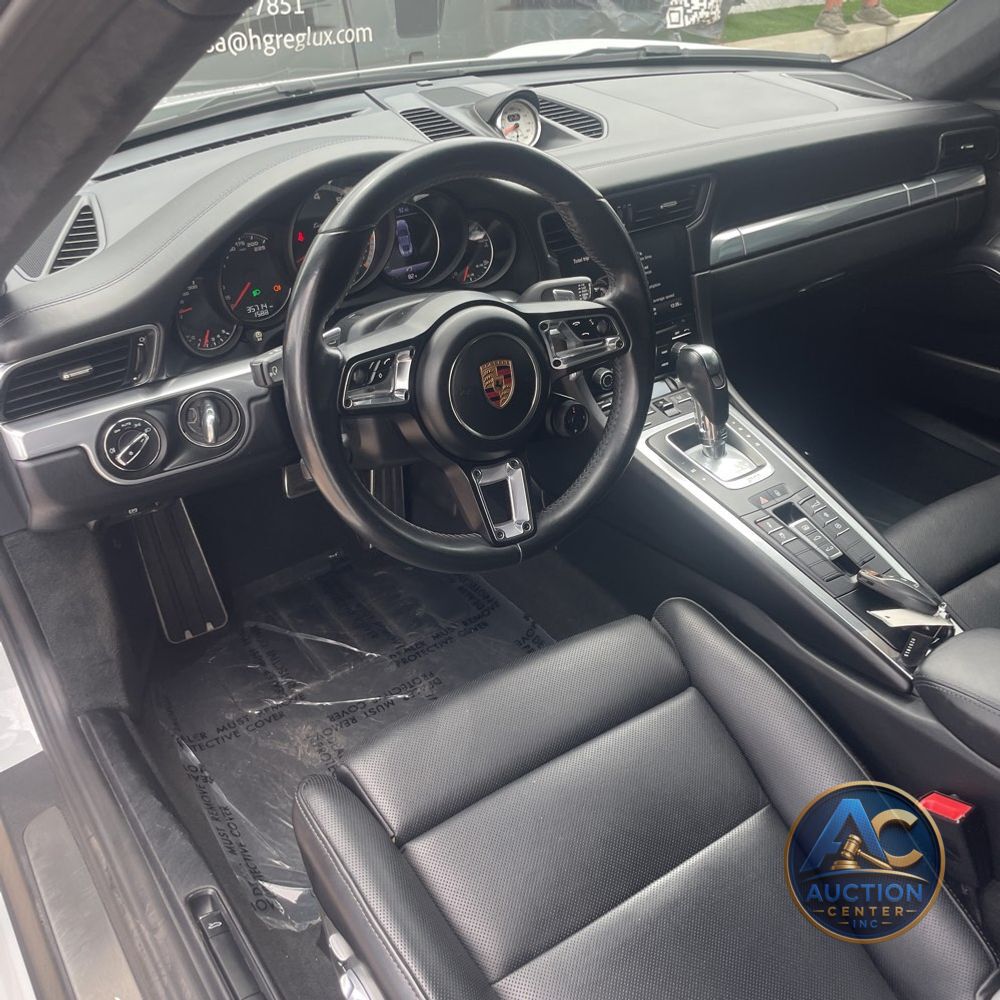 2017 Porsche 911 Carrera 4 Turbo S