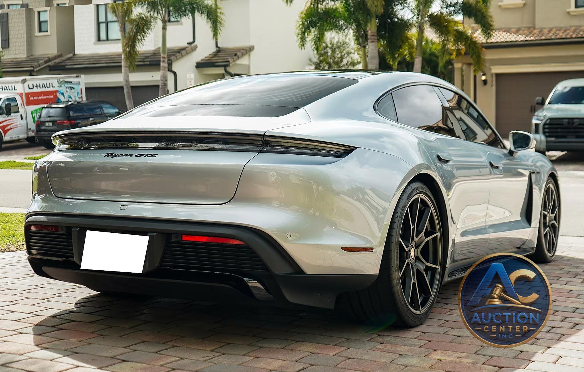2024 Porsche Taycan GTS