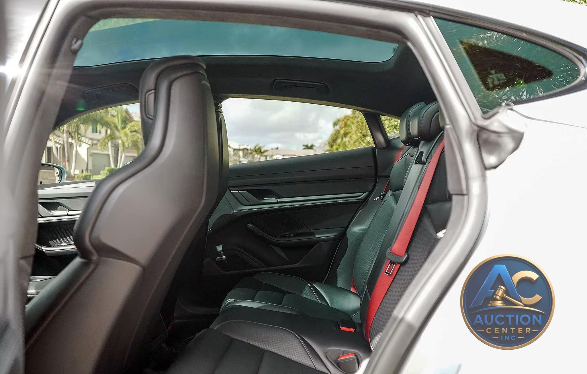 2024 Porsche Taycan GTS