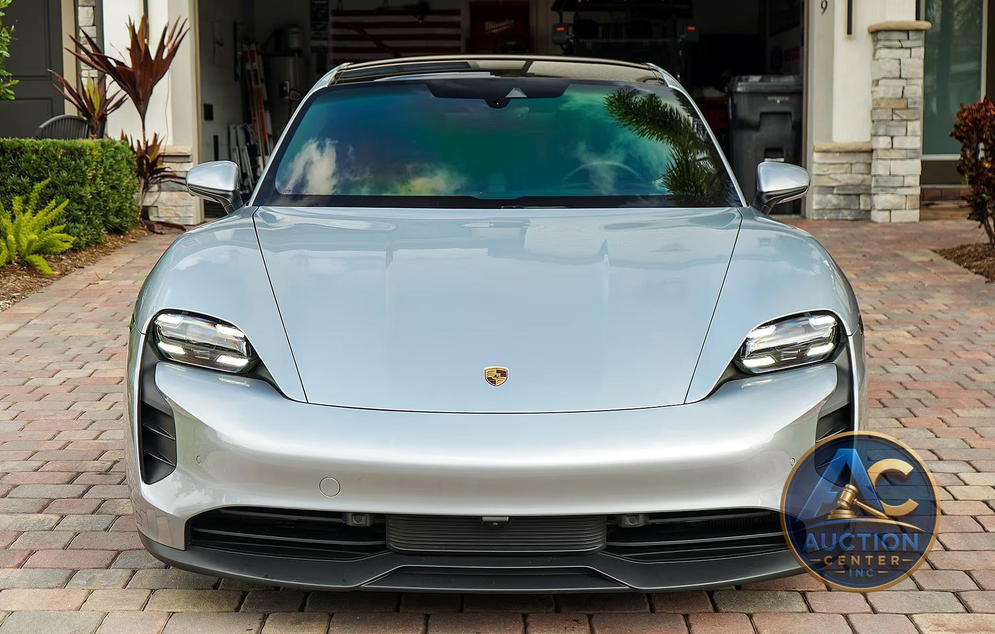 2024 Porsche Taycan GTS