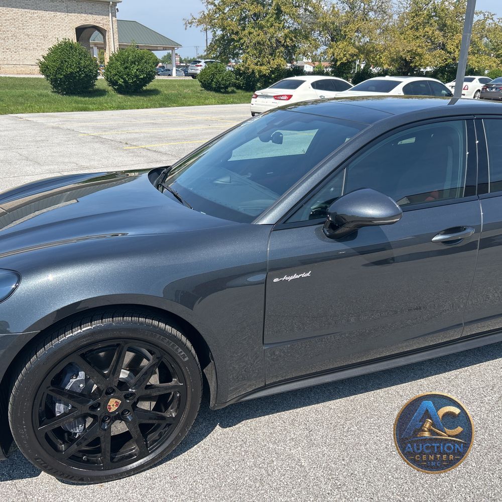 2025 Porsche Panamera 4 E-Hybrid