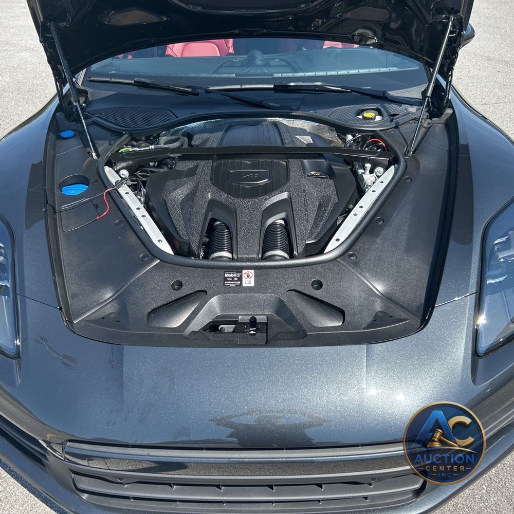 2025 Porsche Panamera 4 E-Hybrid