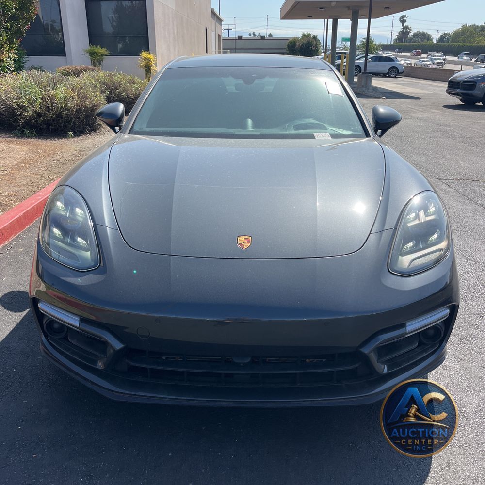 2022 Porsche Panamera GTS