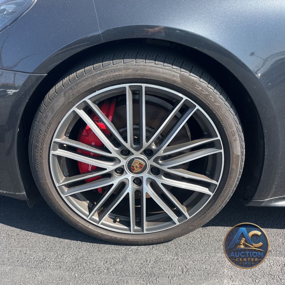 2022 Porsche Panamera GTS