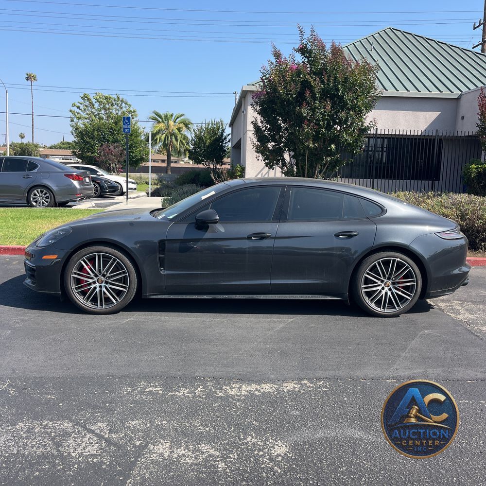 2022 Porsche Panamera GTS