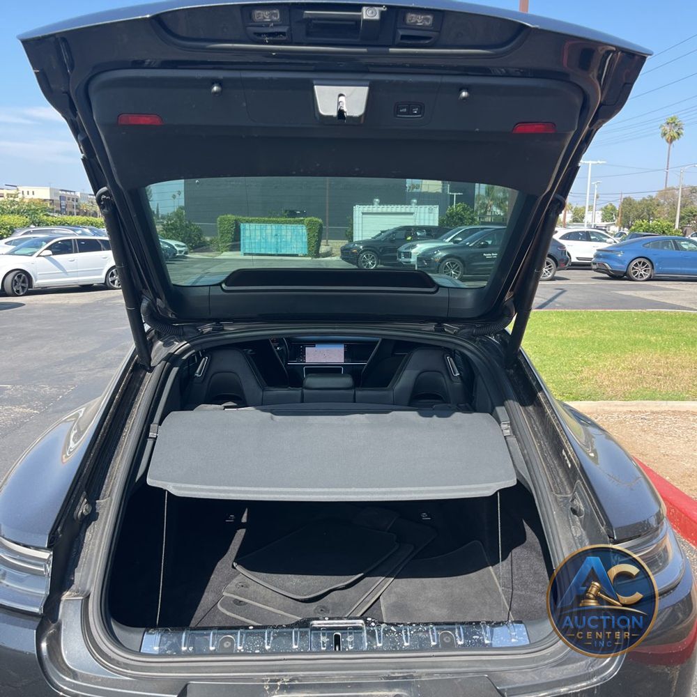 2022 Porsche Panamera GTS