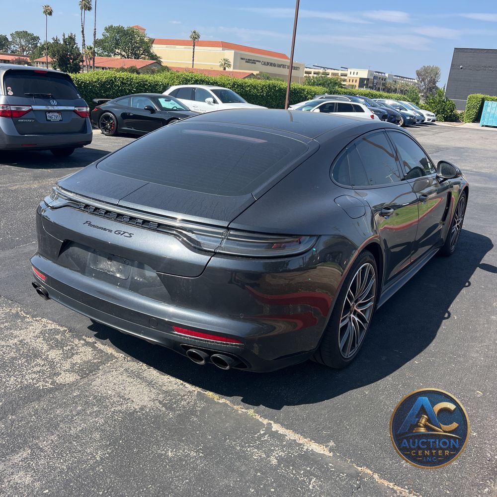 2022 Porsche Panamera GTS