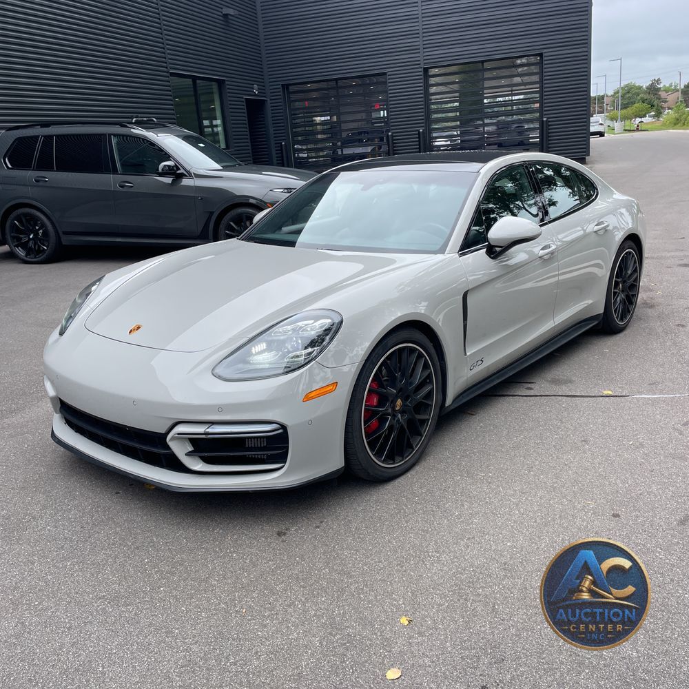 2022 Porsche Panamera GTS