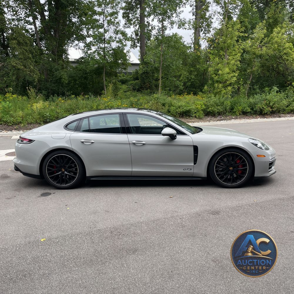 2022 Porsche Panamera GTS