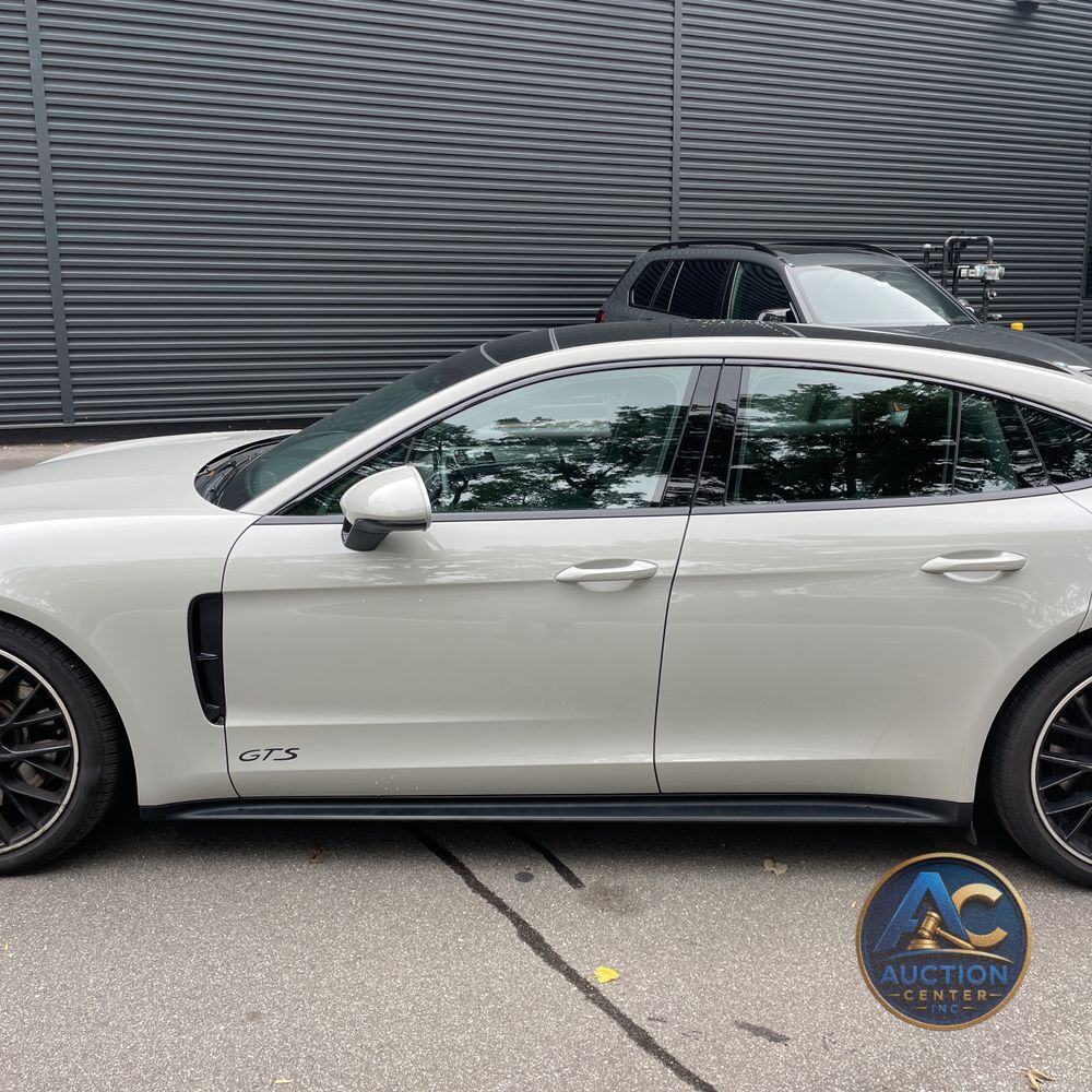 2022 Porsche Panamera GTS