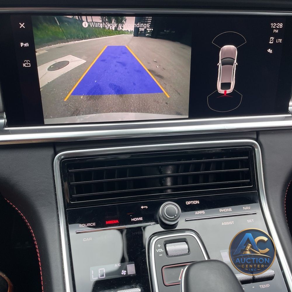 2022 Porsche Panamera GTS