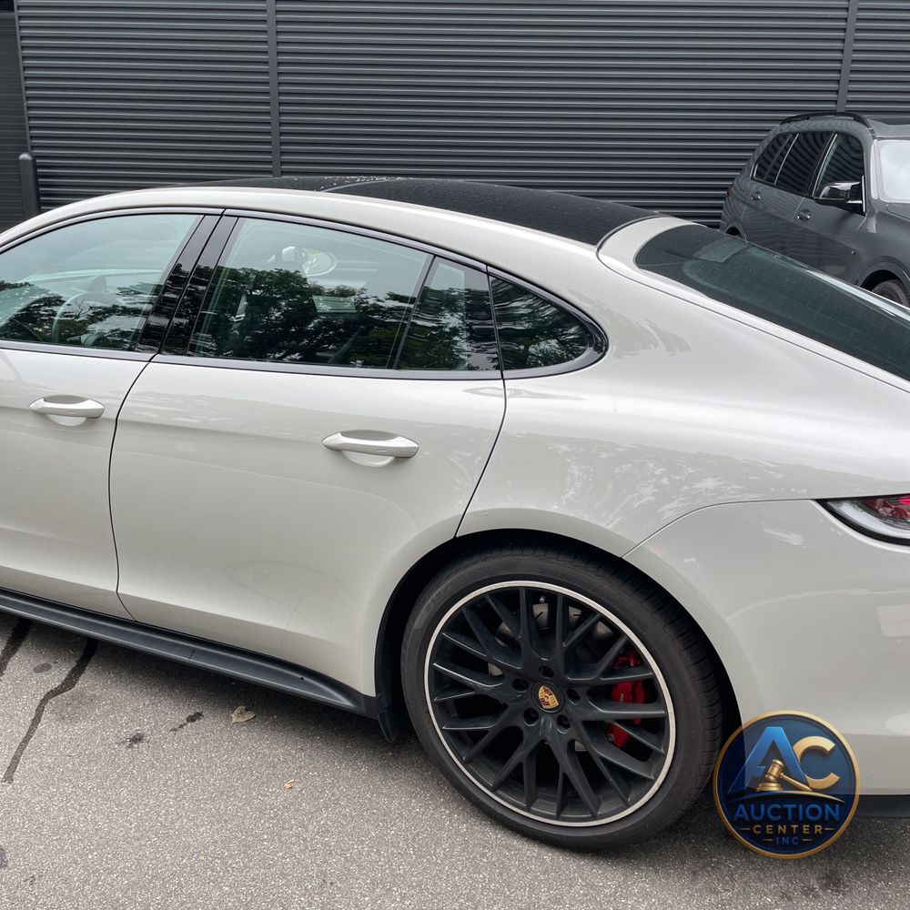 2022 Porsche Panamera GTS