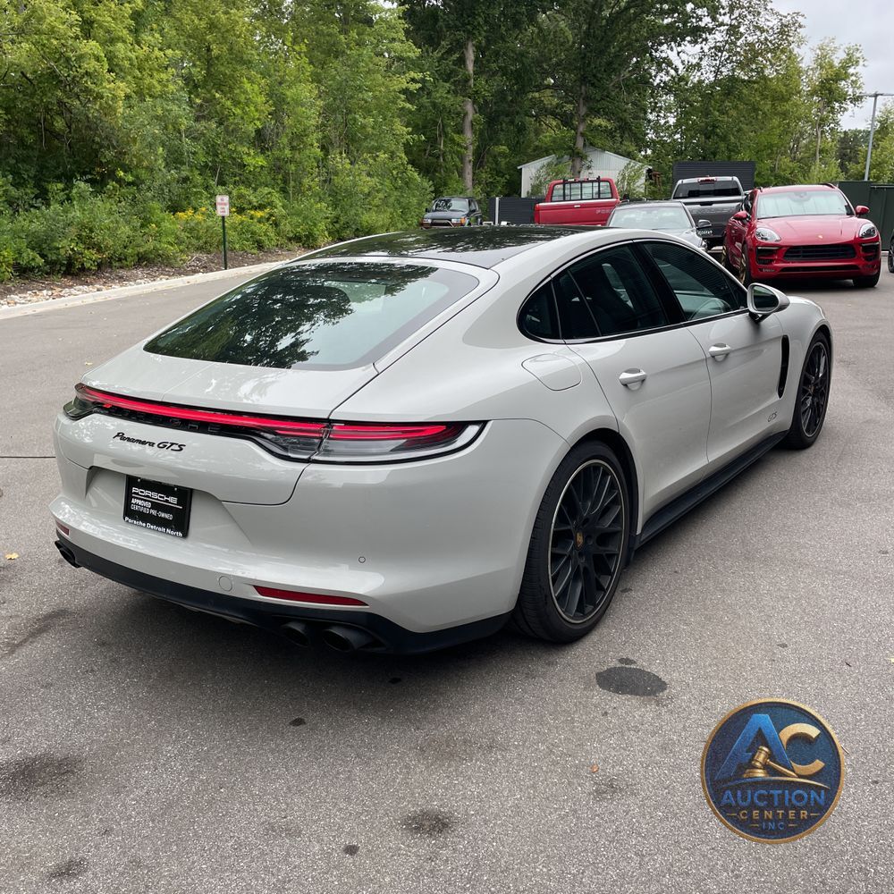 2022 Porsche Panamera GTS