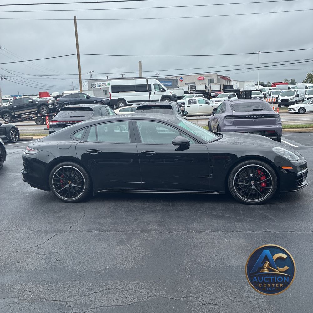 2019 Porsche Panamera GTS