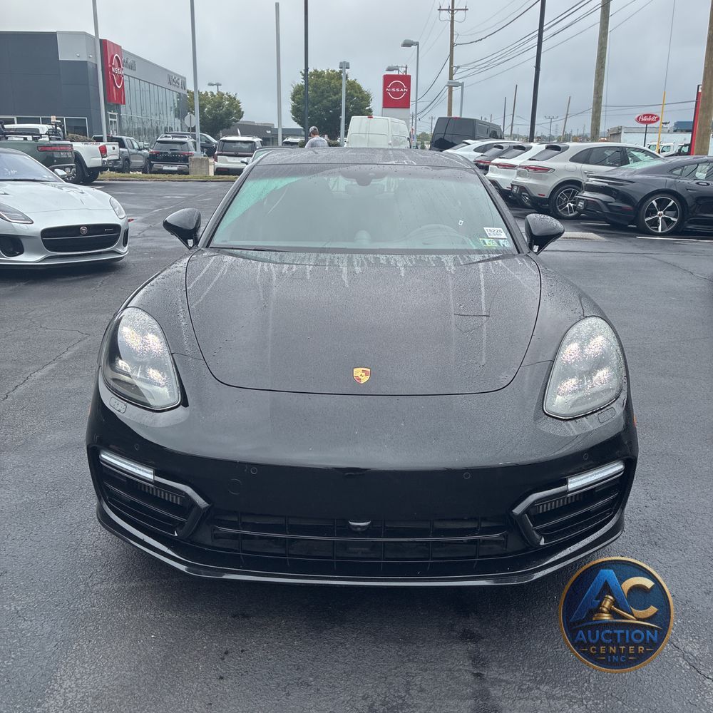 2019 Porsche Panamera GTS