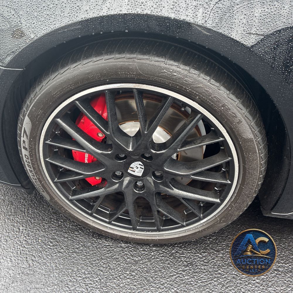 2019 Porsche Panamera GTS