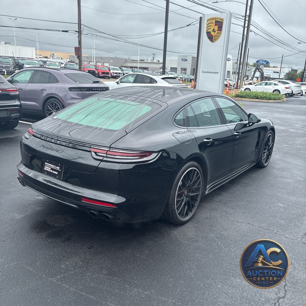 2019 Porsche Panamera GTS