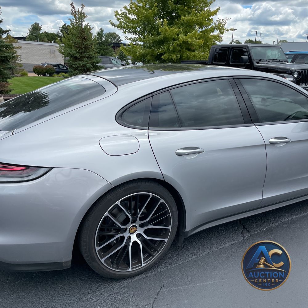 2022 Porsche Panamera Platinum Edition