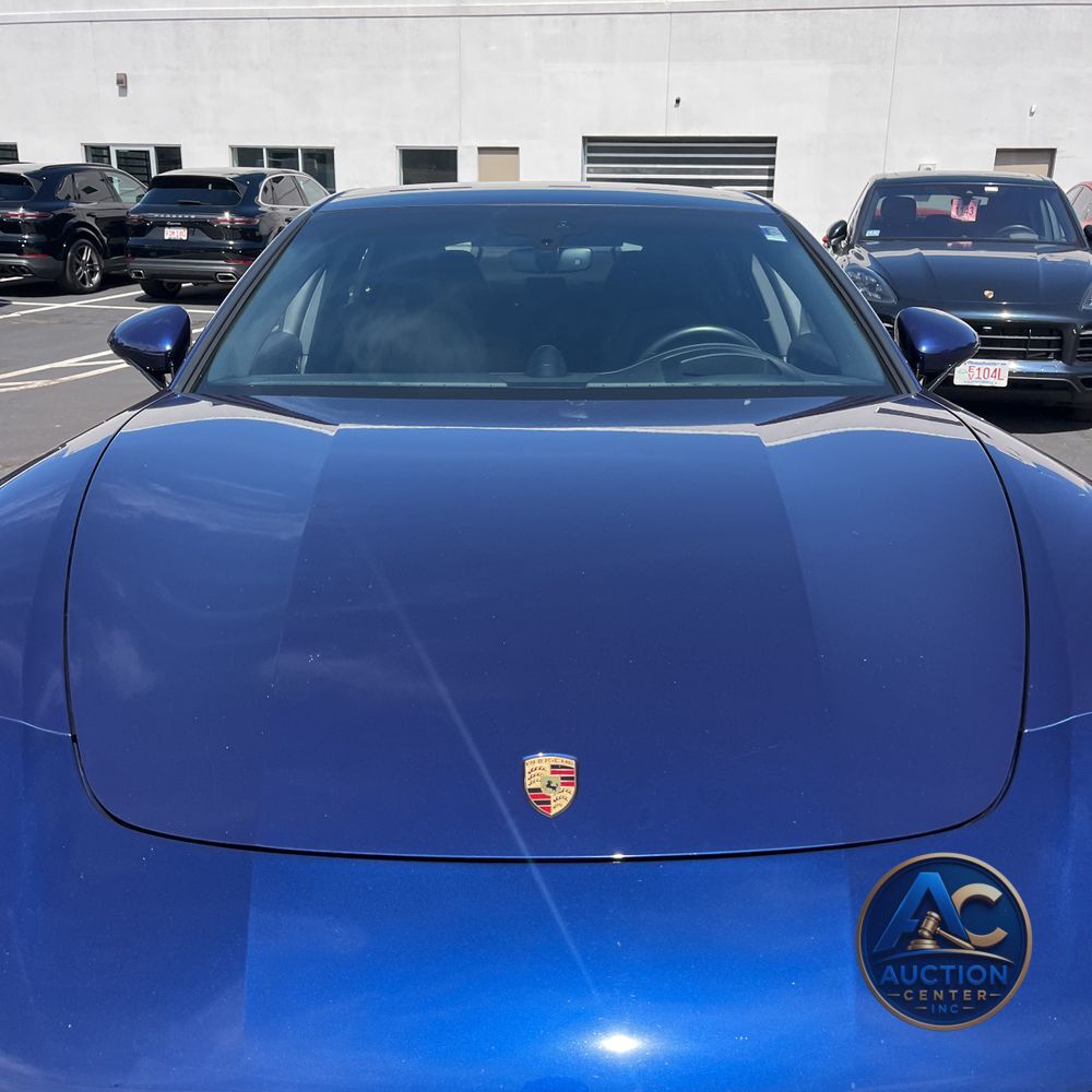 2023 Porsche Panamera 4