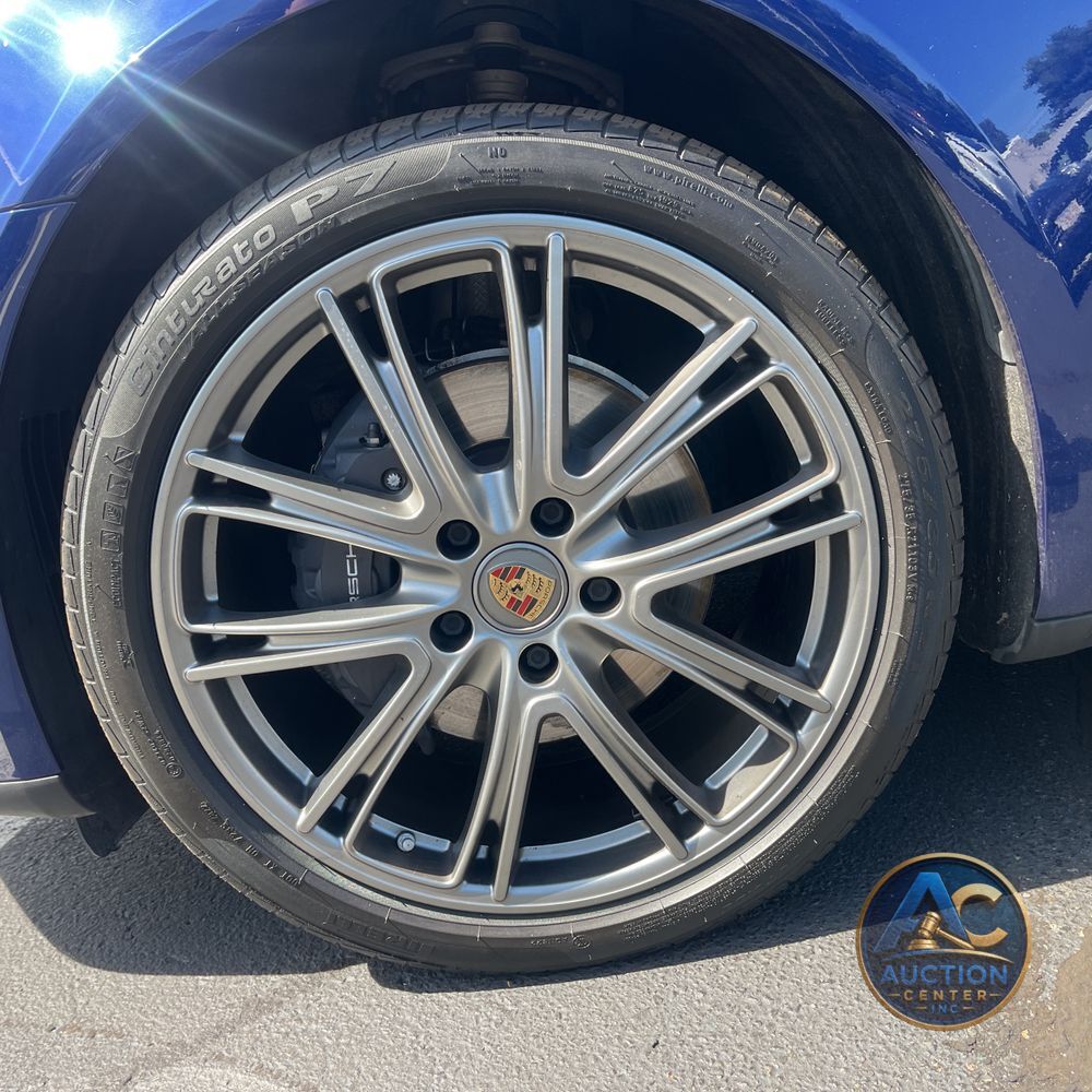 2023 Porsche Panamera 4