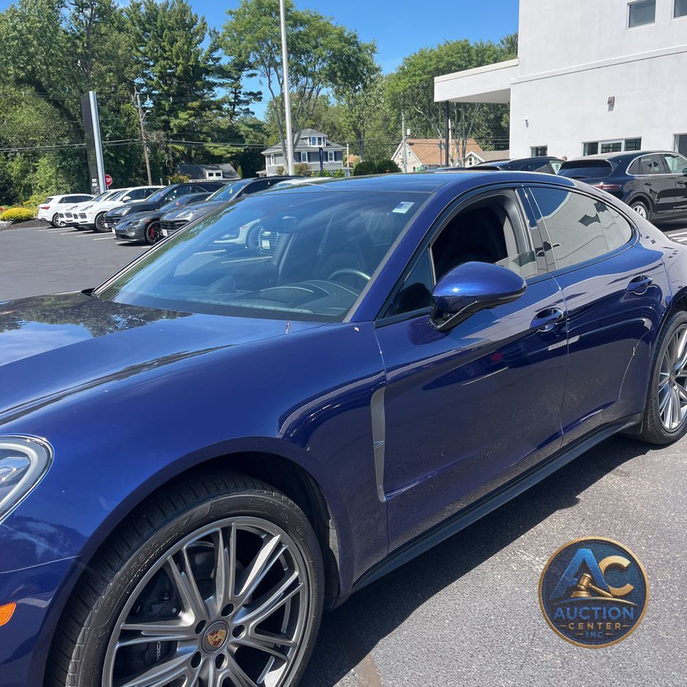2023 Porsche Panamera 4