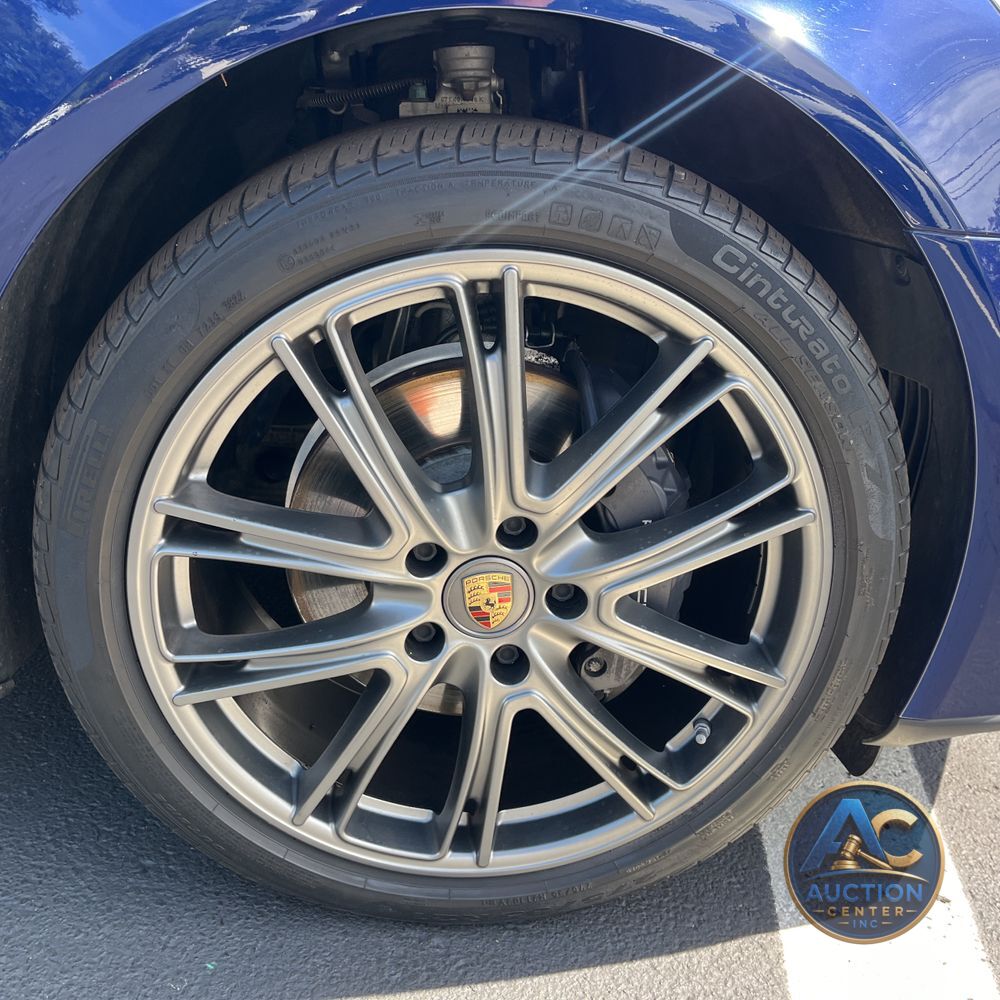 2023 Porsche Panamera 4