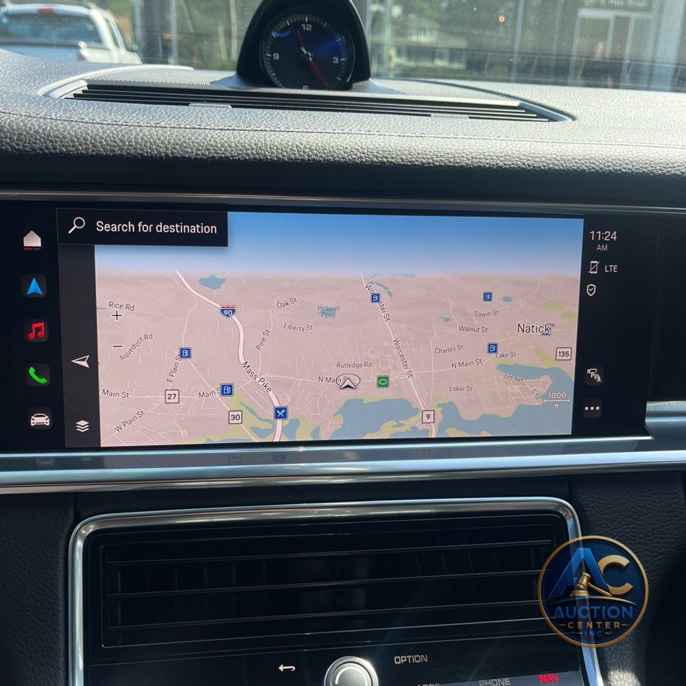 2023 Porsche Panamera 4