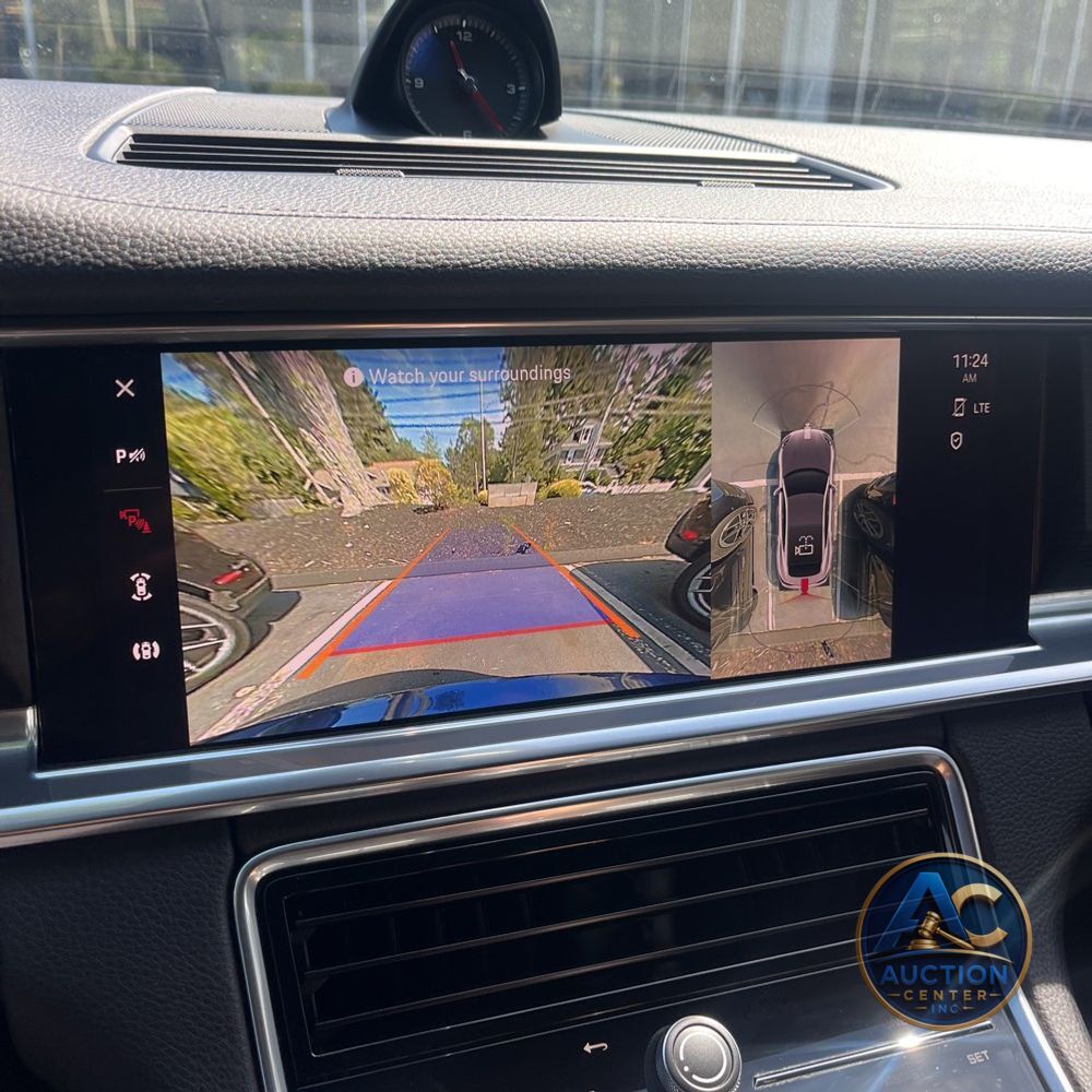 2023 Porsche Panamera 4