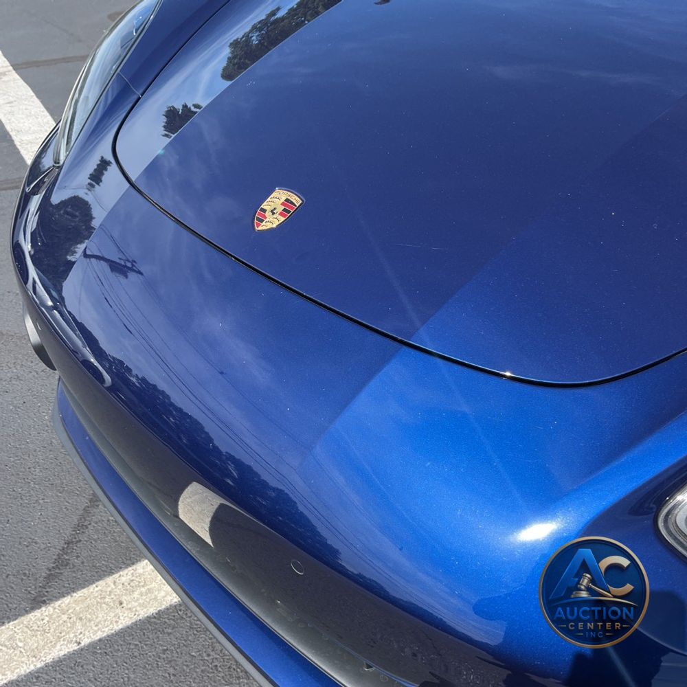 2023 Porsche Panamera 4