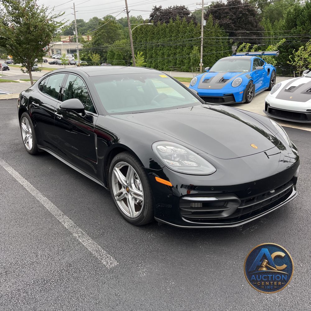 2022 Porsche Panamera 4