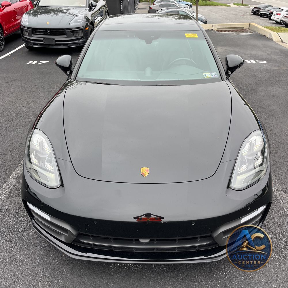 2022 Porsche Panamera 4