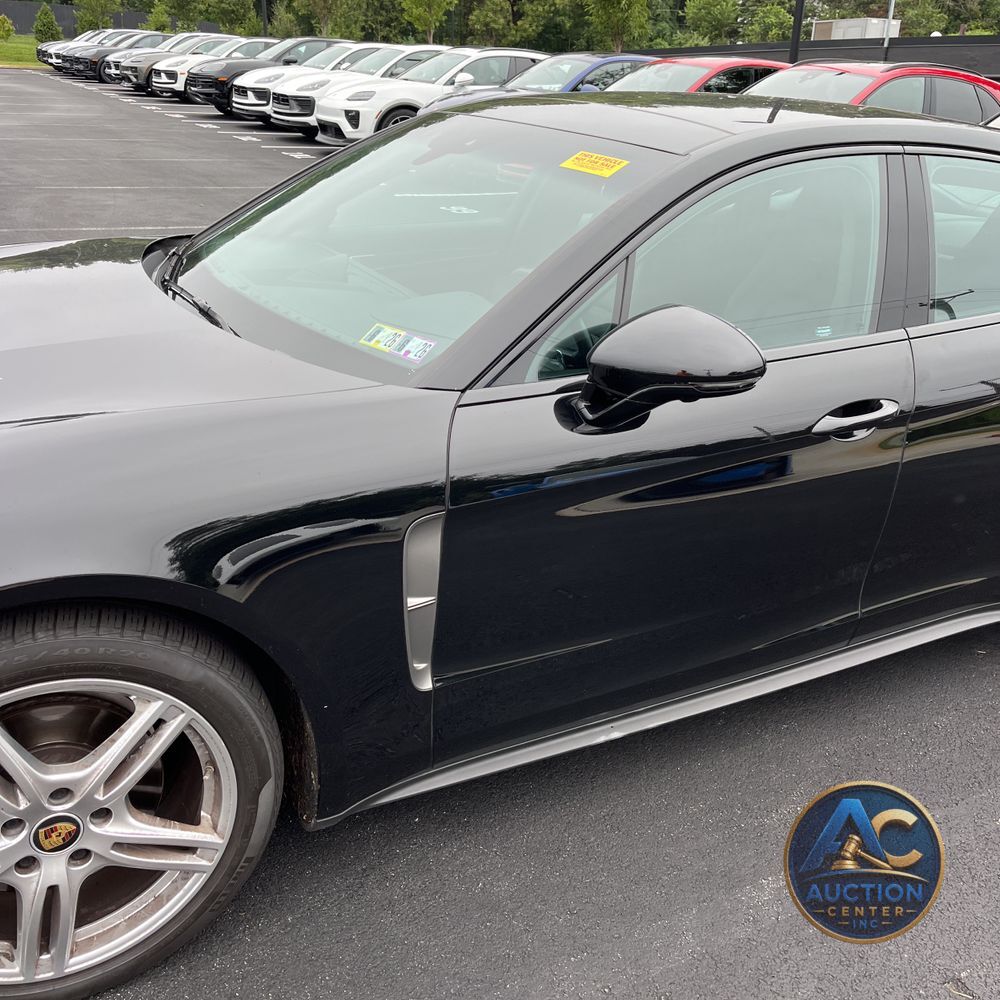 2022 Porsche Panamera 4