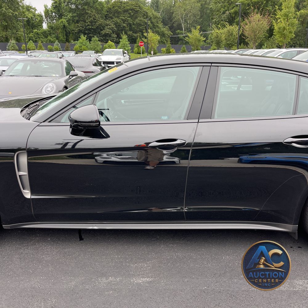 2022 Porsche Panamera 4