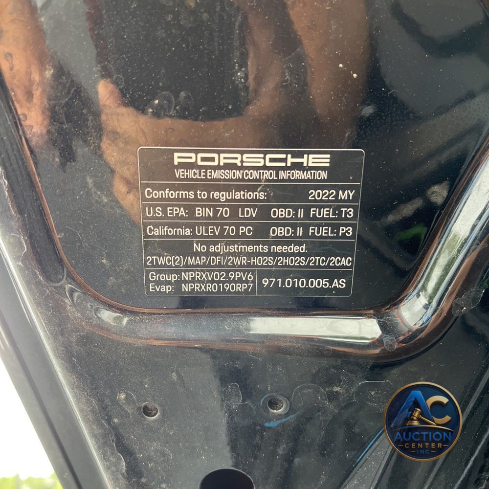 2022 Porsche Panamera 4