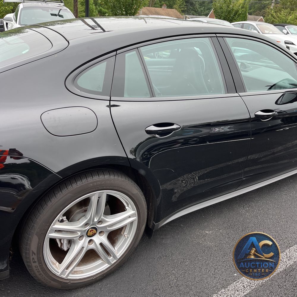 2022 Porsche Panamera 4