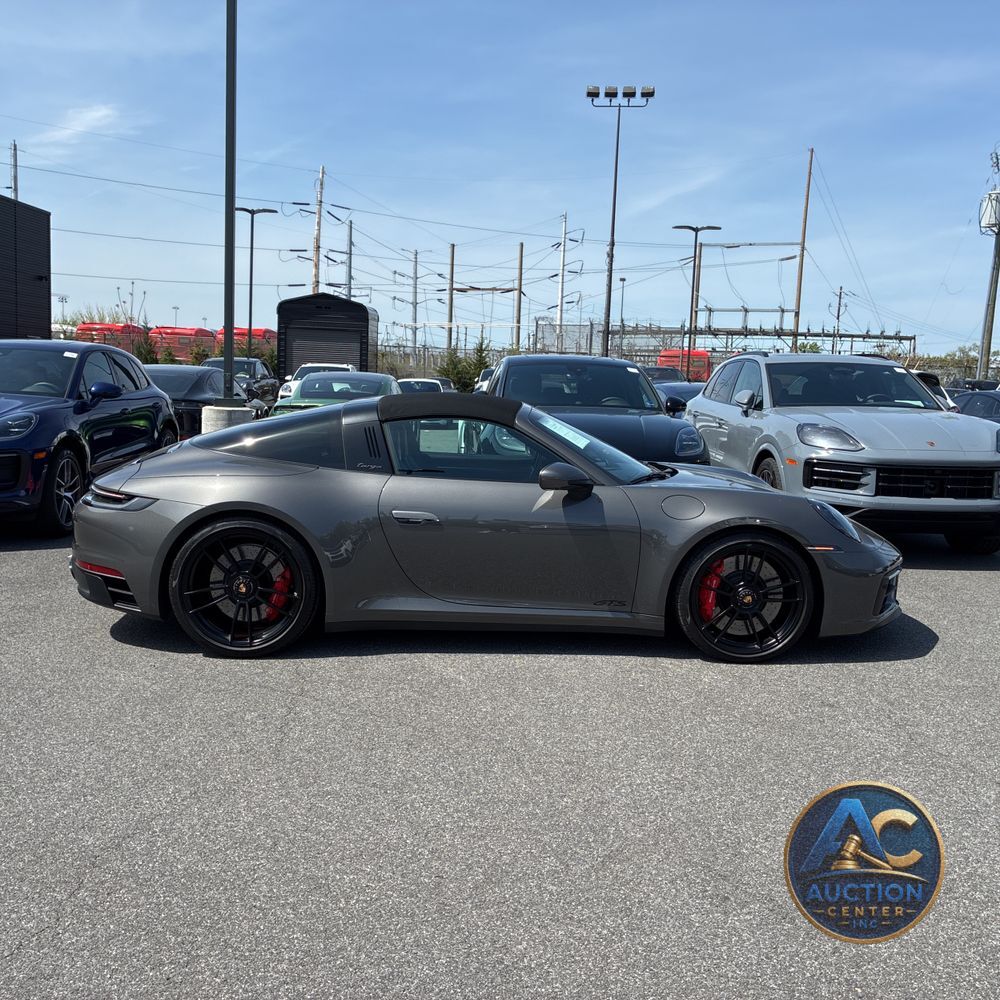 2024 Porsche 911 Targa 4 GTS