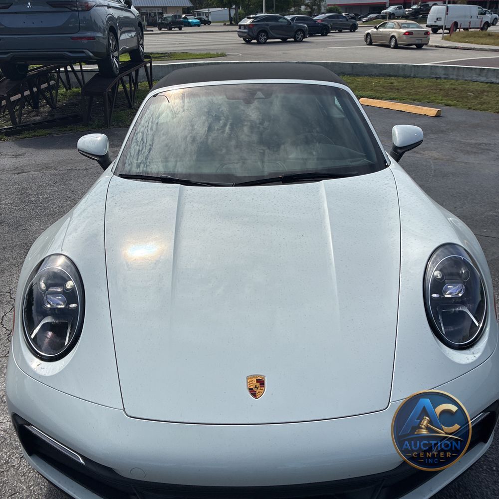 2023 Porsche 911 Carrera Cabriolet