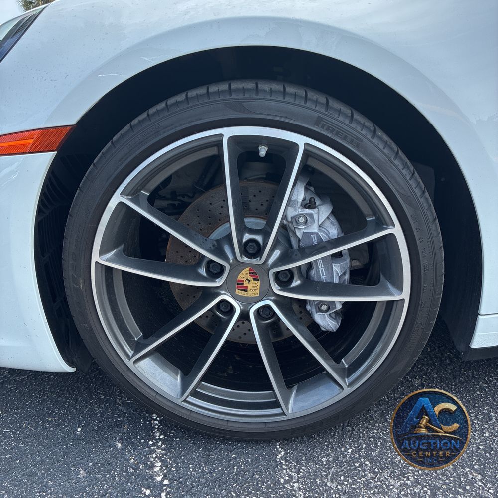 2023 Porsche 911 Carrera Cabriolet