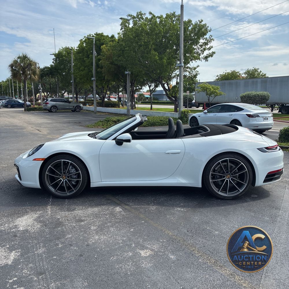 2023 Porsche 911 Carrera Cabriolet
