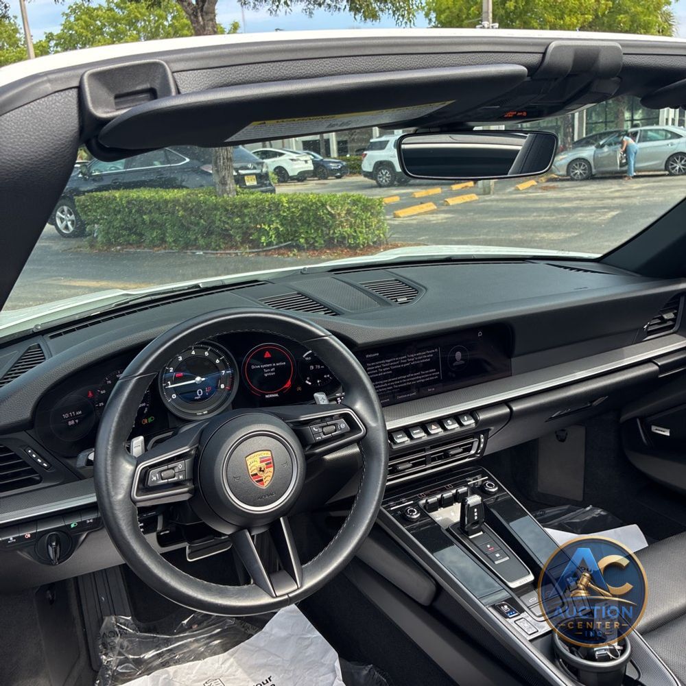 2023 Porsche 911 Carrera Cabriolet