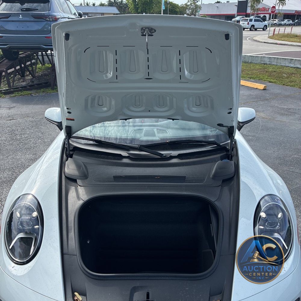 2023 Porsche 911 Carrera Cabriolet