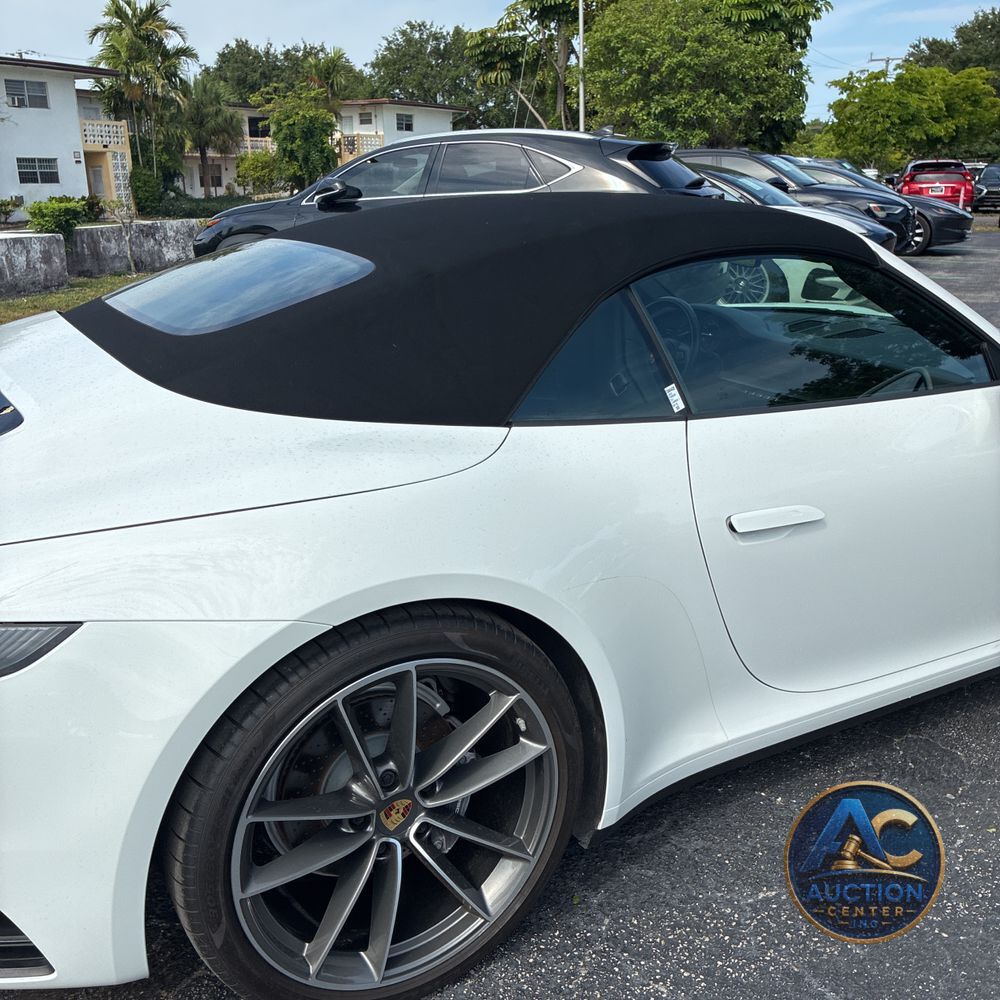 2023 Porsche 911 Carrera Cabriolet