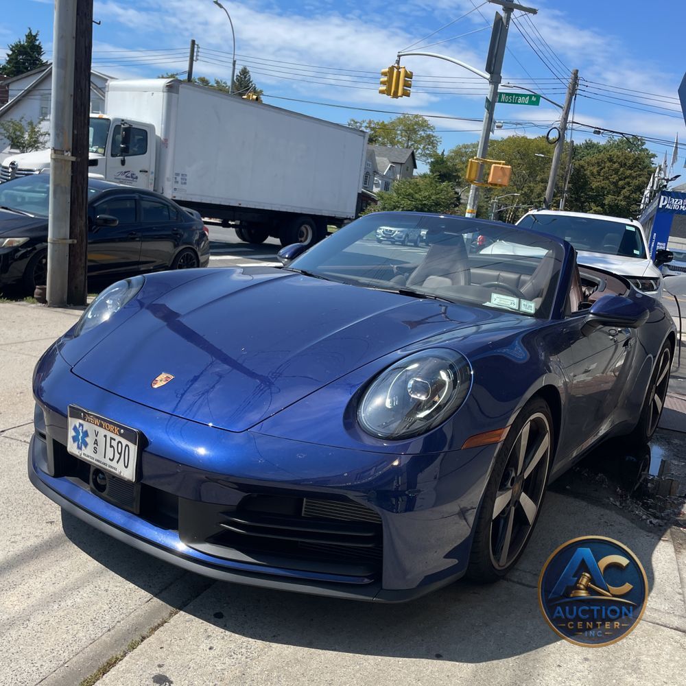 2025 Porsche 911 Carrera
