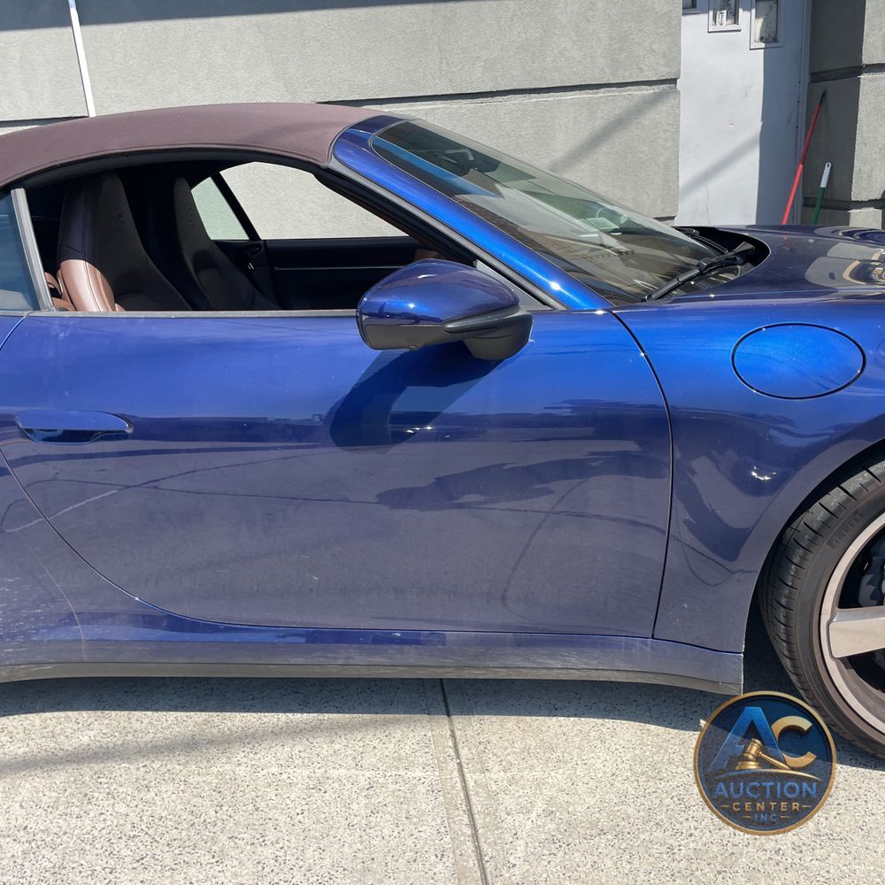 2025 Porsche 911 Carrera