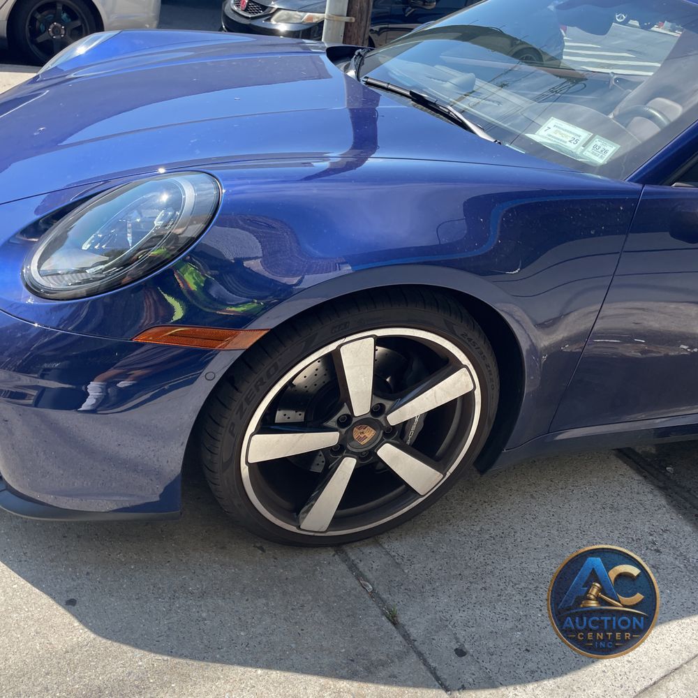 2025 Porsche 911 Carrera