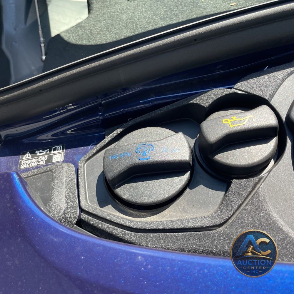 2025 Porsche 911 Carrera