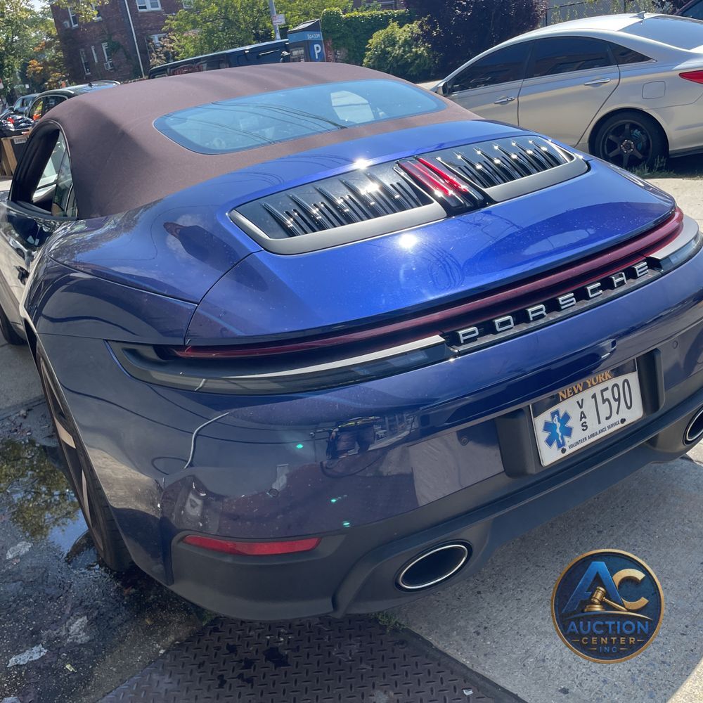2025 Porsche 911 Carrera